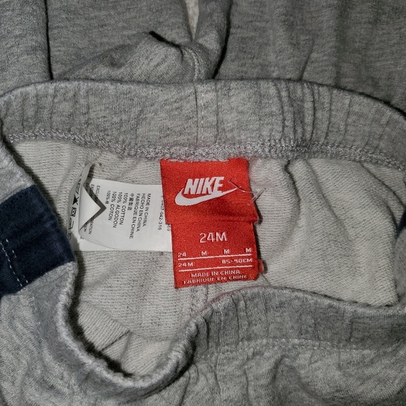 Nike grey and navy sweatpants - Picture 2 of 3
